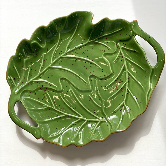 Блюдо сервировочное с ручками «Лист», 29×22,8×3,3 см