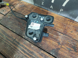 Доводчик крышки багажника Hongqi HS5  Б/У Оригинал 6305010LLG92X