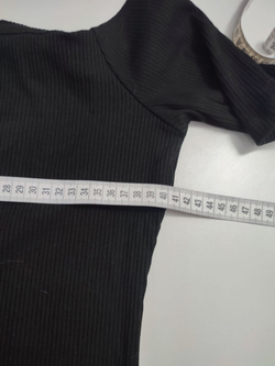 Джемпер H&M с открытыми плечами 46 размер