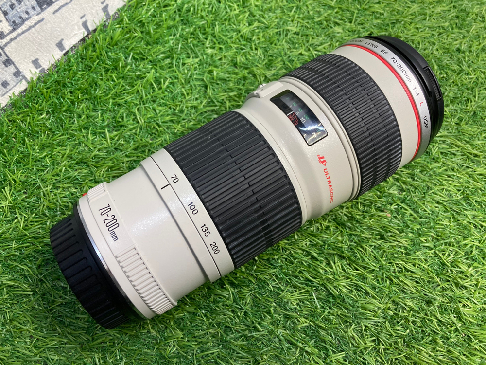 Canon EF 70-200mm 4L USM