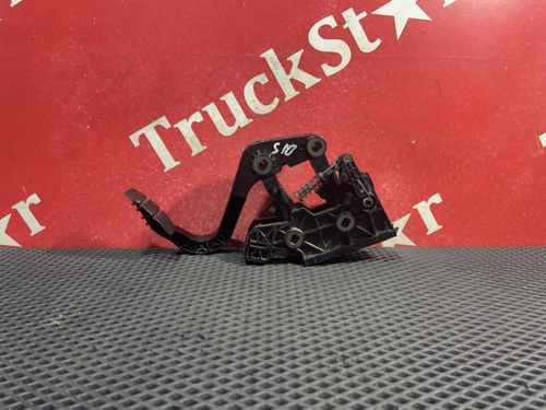 Педаль газа