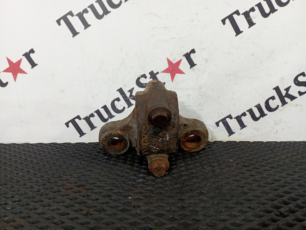 Кронштейн переднего стабилизатора