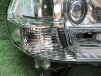 Фара правая Toyota Land Cruiser 200 (2015-2021) LED