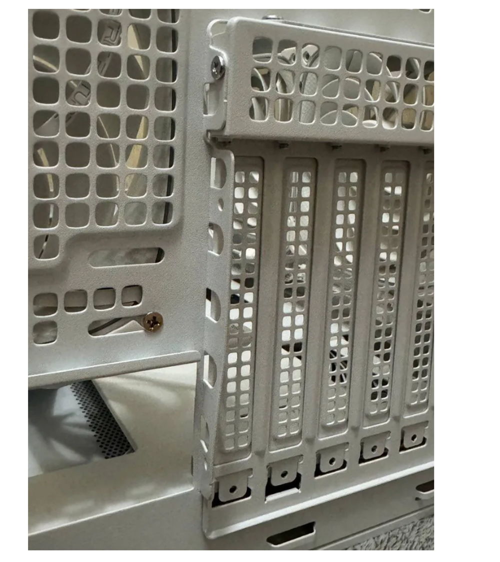 Корпус для пк белый ARGB 5x140mm E-ATX Geometric Future без БП, закаленное стекло (1AM5WKWT01100).