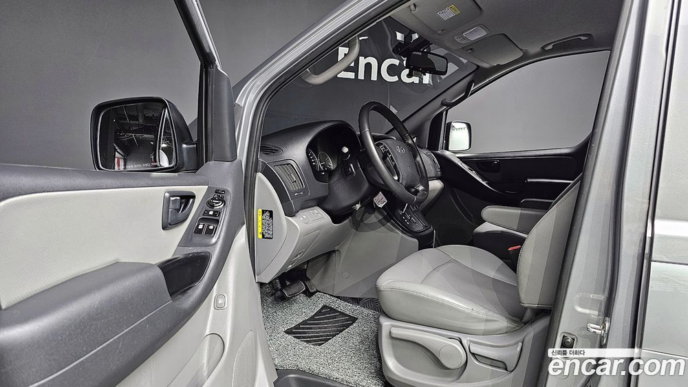 Hyundai The New Grand Starex Van 5인승 (06.2020)