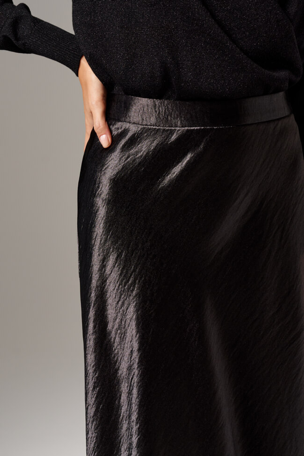 4854 Юбка женская (черный)