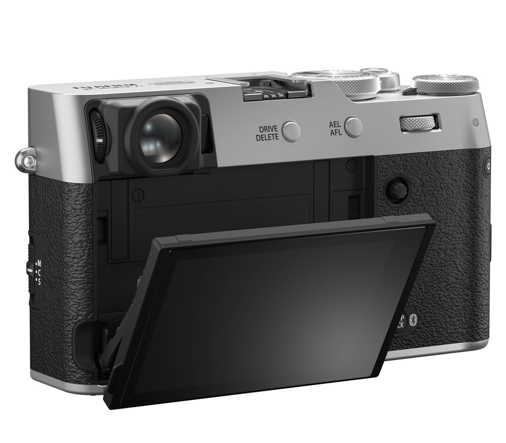 Компактный фотоаппарат Fujifilm X100VI, серебристый