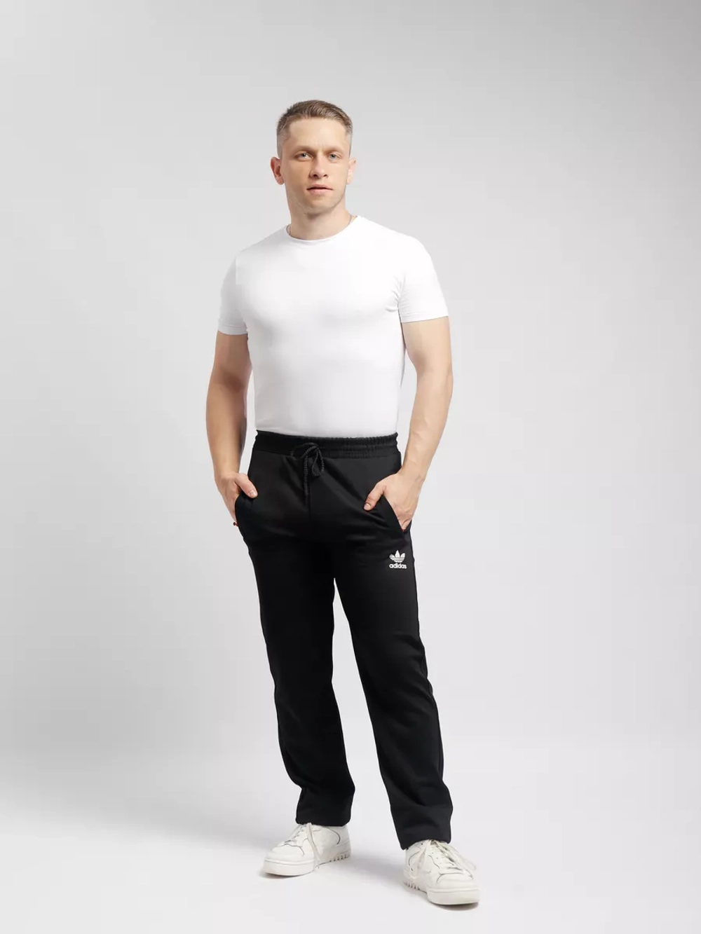 Брюки спортивные Adidas джоггеры на резинке трико прямые