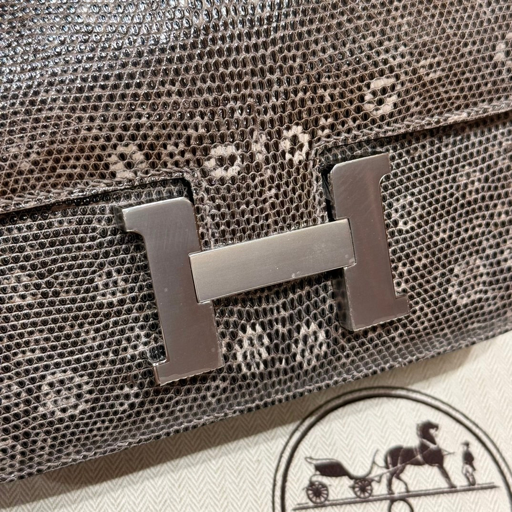 Hermes Constance 18