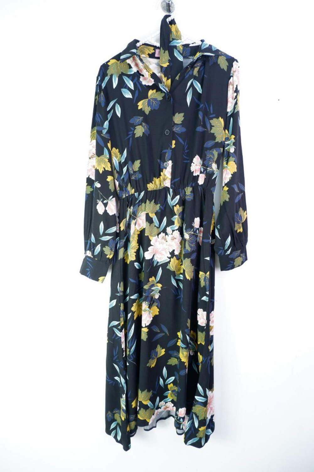 Платье LELEYA красивое из вискозы 42 размер