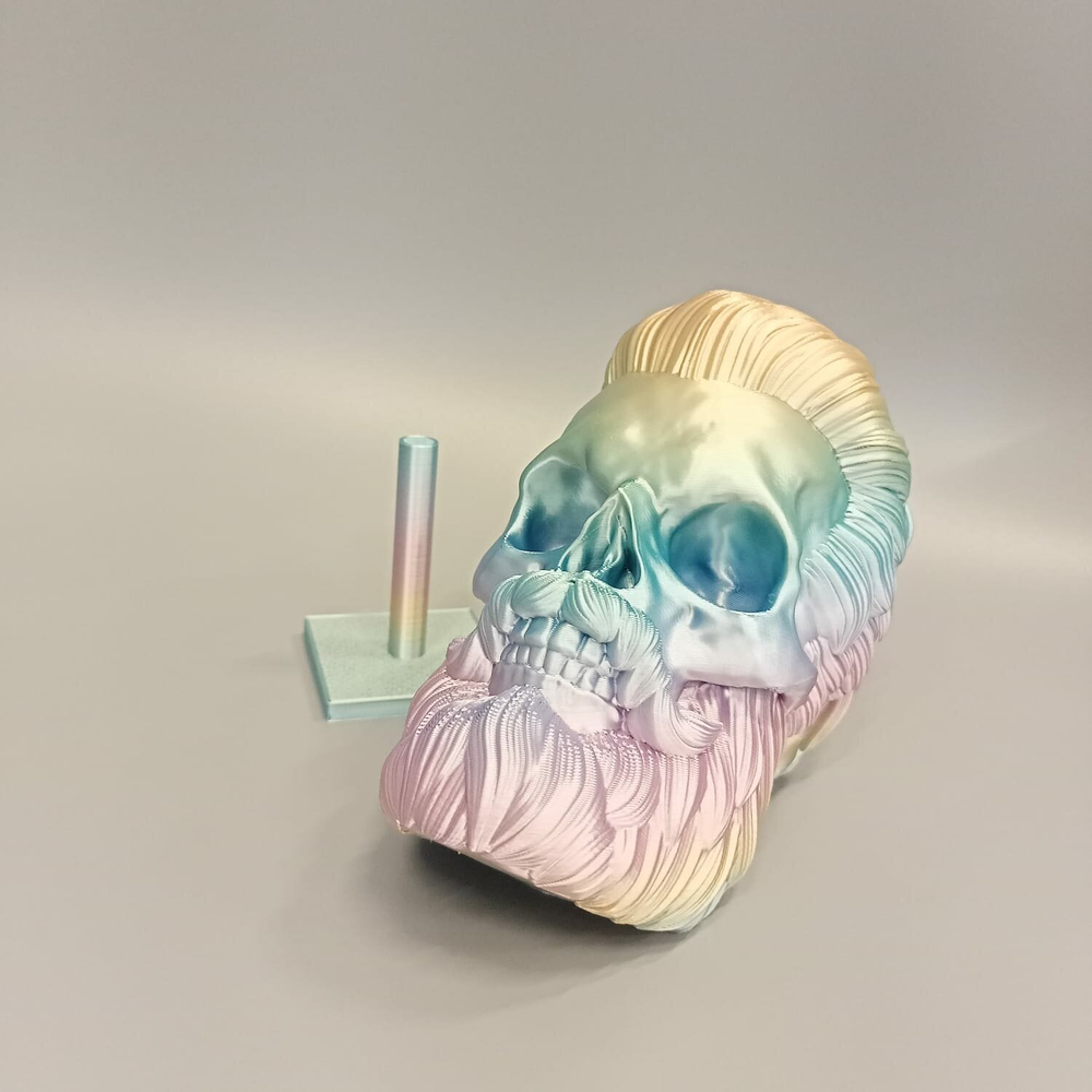 Бородатый череп фигурка для декора интерьера, арт-объект, коллекционный предмет, 10 см., градиентный