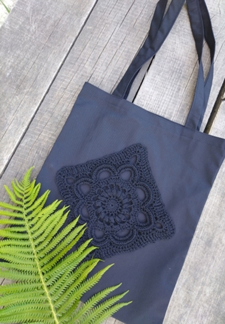 Сумка-шоппер с бабушкиным квадратом