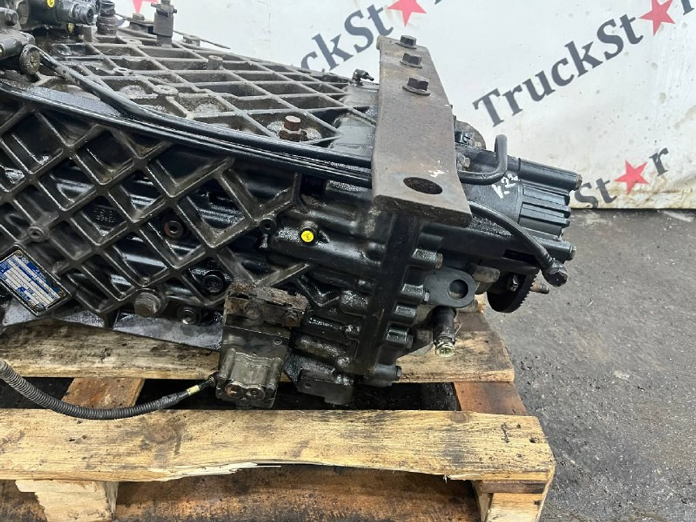 МКПП ZF 16S2220TD