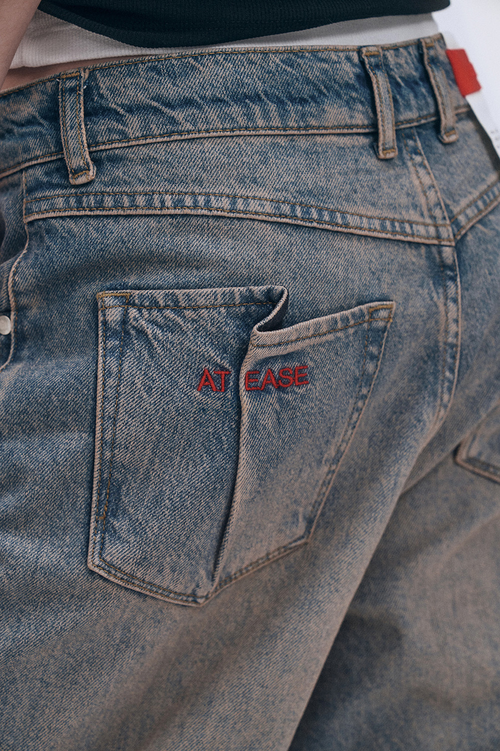 Джинсы женские широкие синего цвета Woman Jeans Wide Dirty Blue