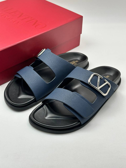 Сандалии Valentino