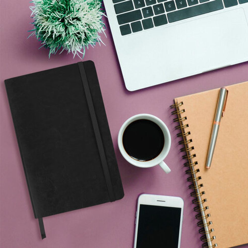 Ежедневник недатированный А5 138х213 мм BRAUBERG "Metropolis Ultra", под кожу, 160 л., черный, 113288