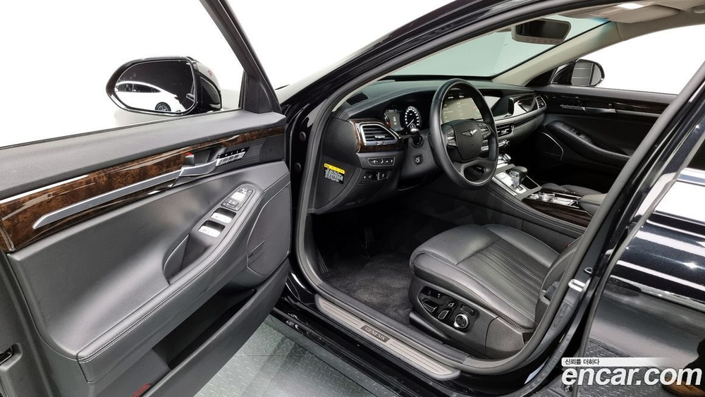 Genesis G90 3.8 AWD (04.2020)