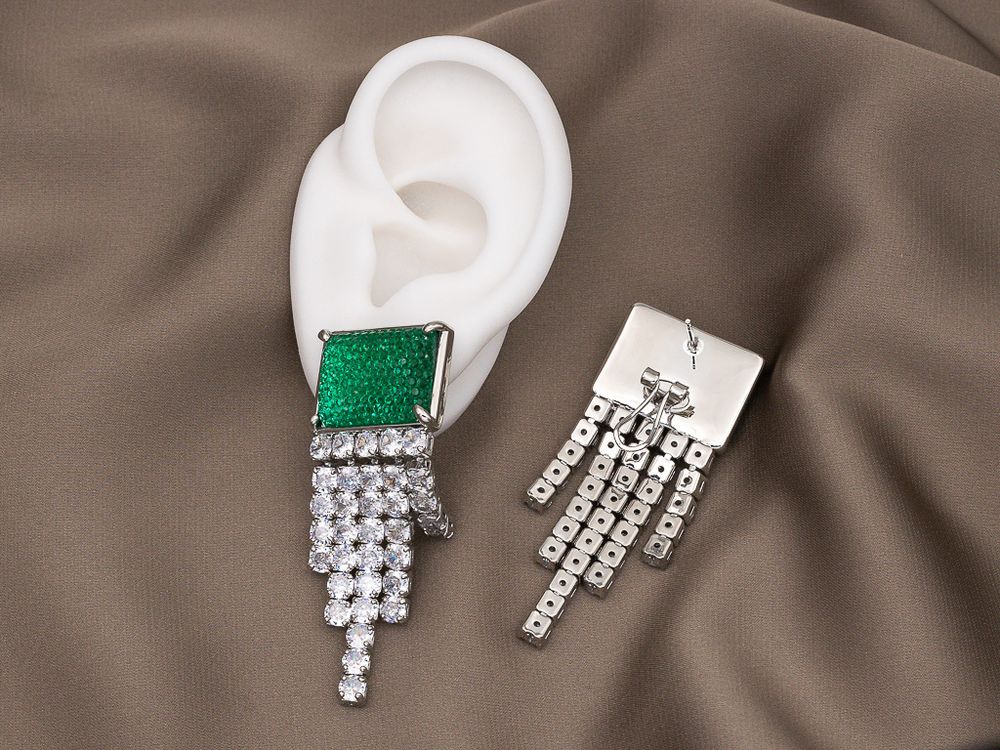 Серьги Emerland