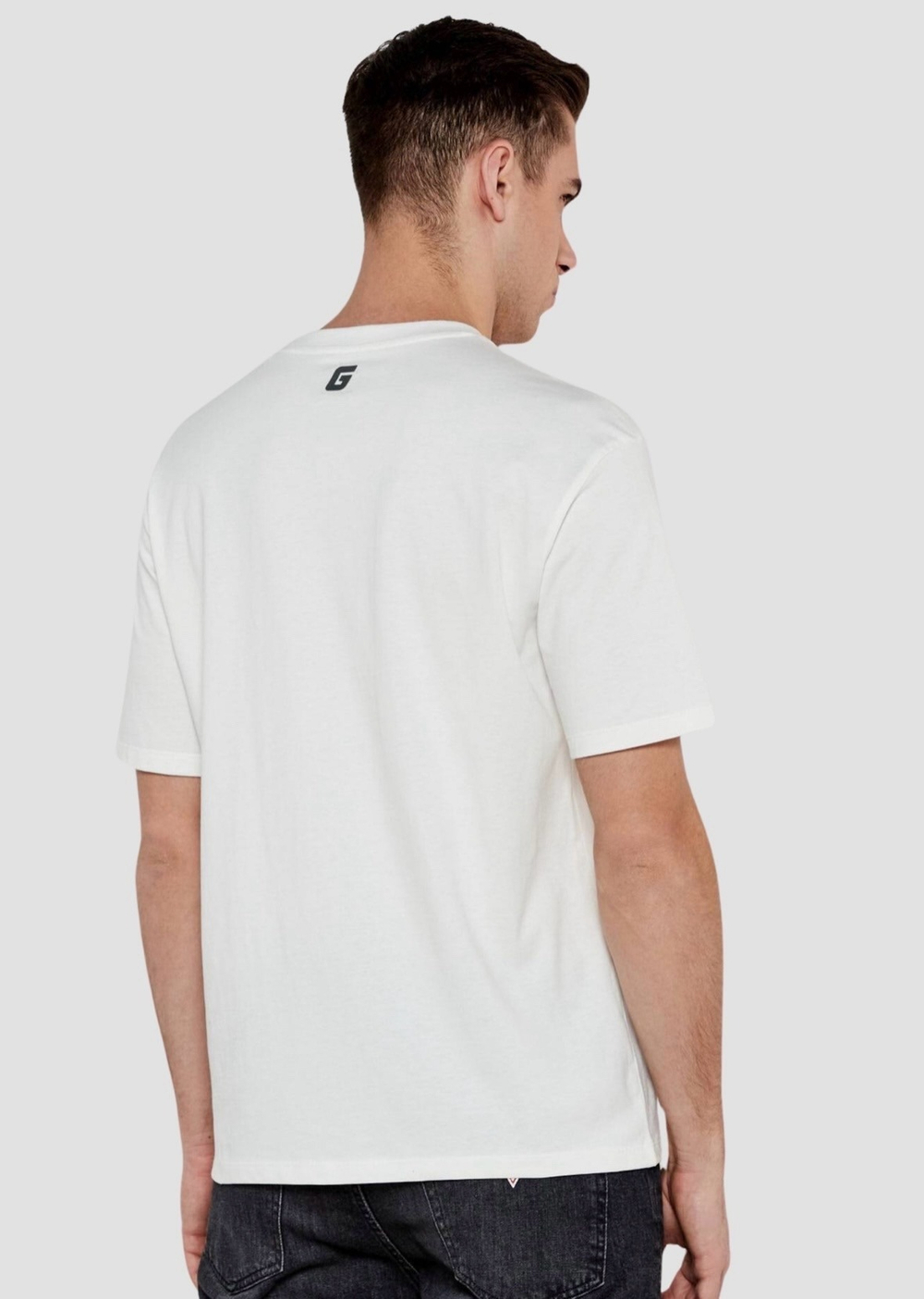 Футболка мужская GUESS