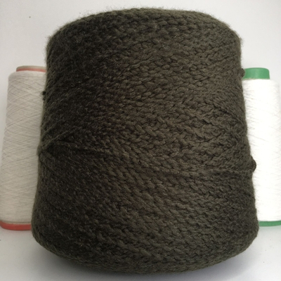 COAT - Filpucci; 25% кашемир, 15%шелк, 60% меринос; 150м/100гр; col. 623131 Woodland, цвет: «Лесистая местность» хаки темный S704