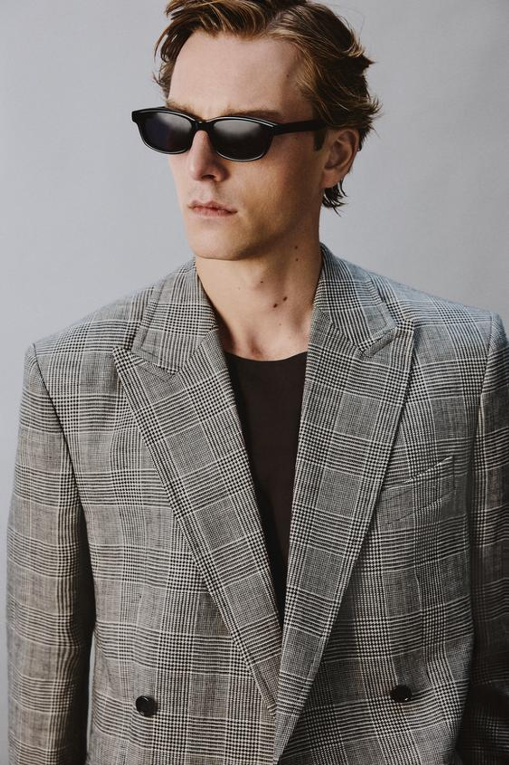 ZARA X AARON LEVINE ДВУБОРТНЫЙ БЛЕЙЗЕР ИЗ ШЕРСТИ И ЛЬНА В КЛЕТКУ, БЕЛЫЙ/ЧЕРНЫЙ