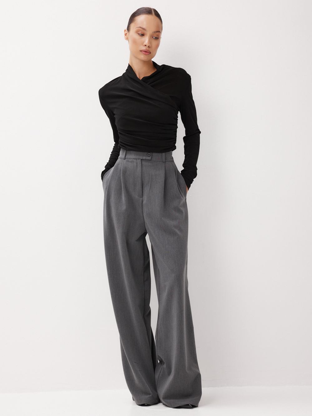 Брюки палаццо классические