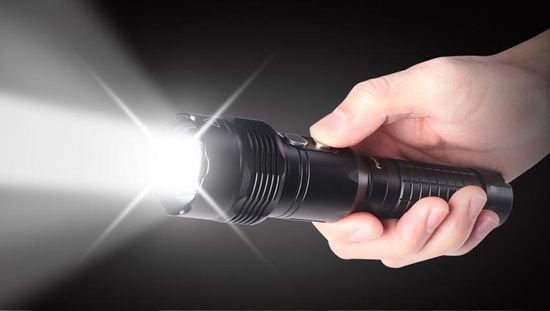 Аккумуляторный фонарь Fenix RC15, 860 люмен