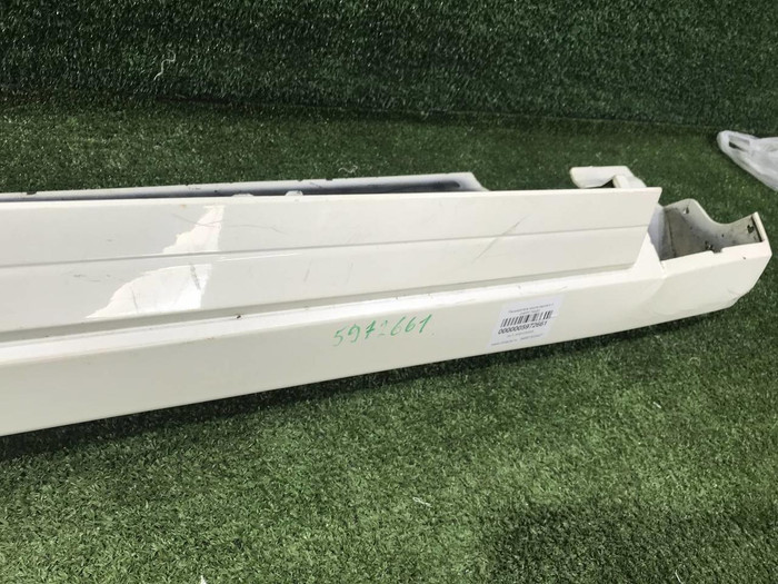 Накладка порога правая Mercedes M W166 (2011-2015) AMG