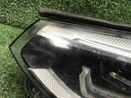 Битая Фара левая BMW X3 G01 (17-21) Adaptive LED