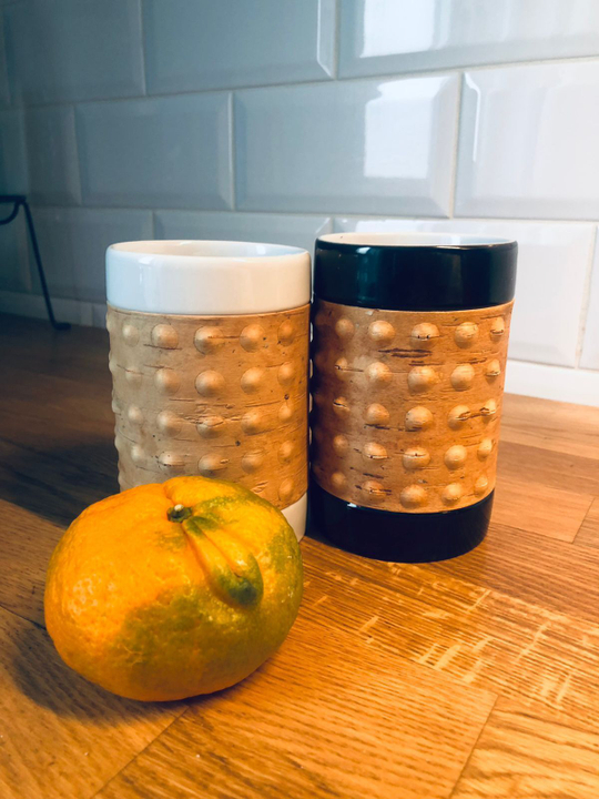 Кружка большая фарфоровая без ручки с берестой. Коллекция Dots (Пупырышки или Точки)