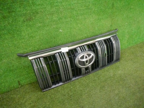 Решетка радиатора Toyota Land Cruiser Prado 150 (2017-н.в.)