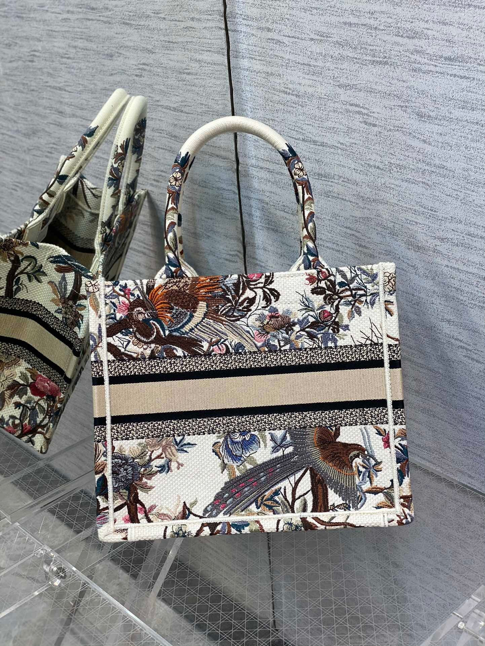 Christian Dior Book Tote 26 cm