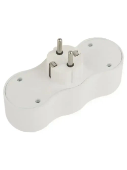 Тройник для розетки электрический Intro TR3e-W с заземлением 16А, белый