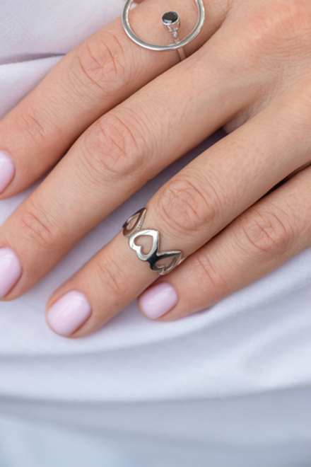 Фаланговое кольцо "Сердца" (незамкнутое)