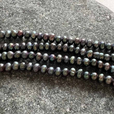 Жемчуг. Камни для изделий на заказ. Цена зависит от вида заказанного изделия