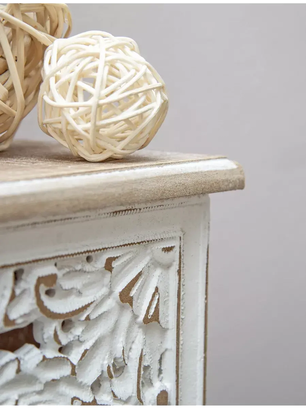 Полка настенная навесная