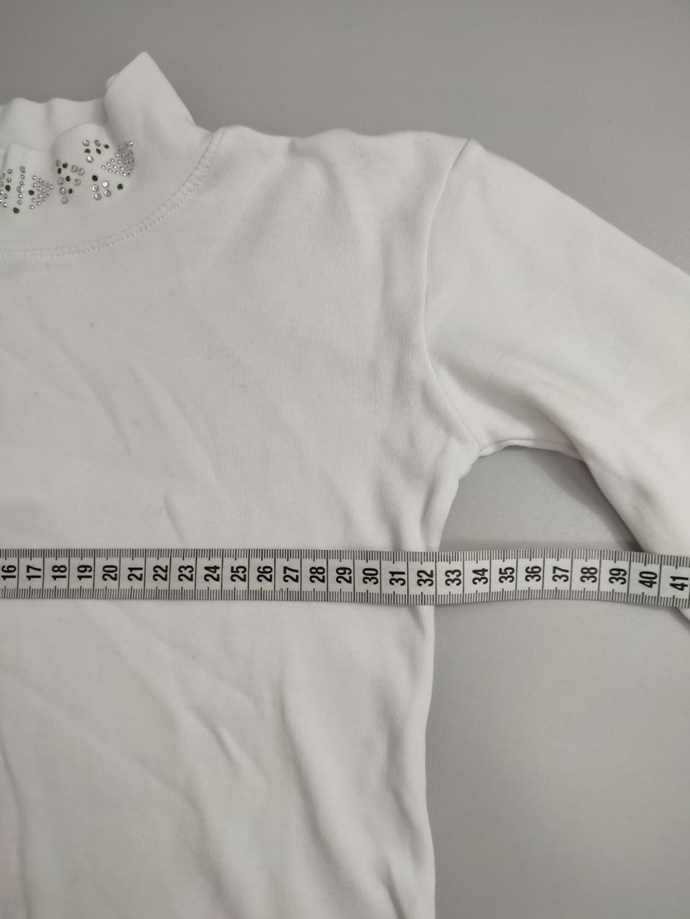 Водолазка со стразами на 7 лет