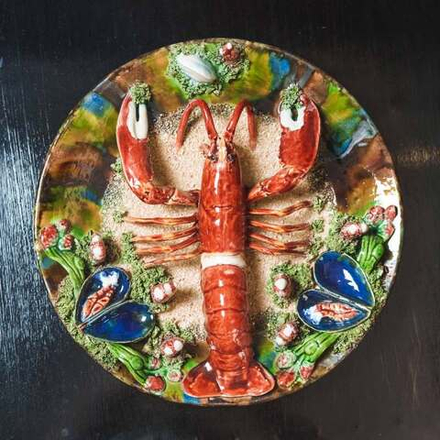 Декоративная тарелка «Омар на песке»