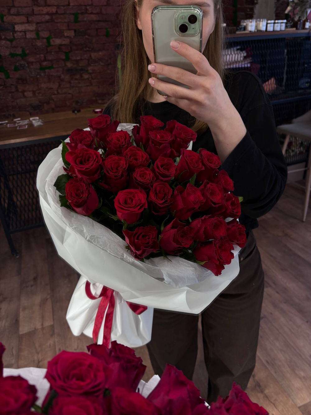Букет Кенийской красной розы 25 шт