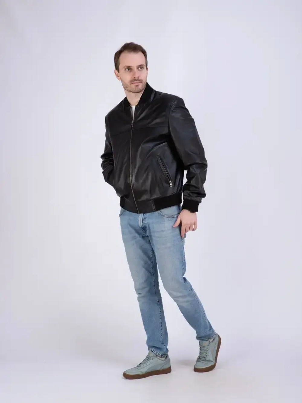 Бомбер из натуральной кожи