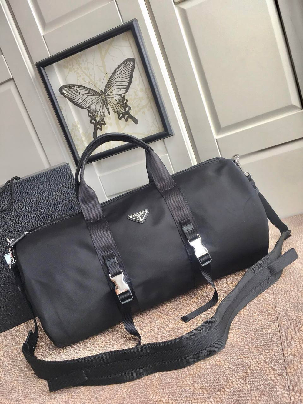 Дорожная сумка Prada