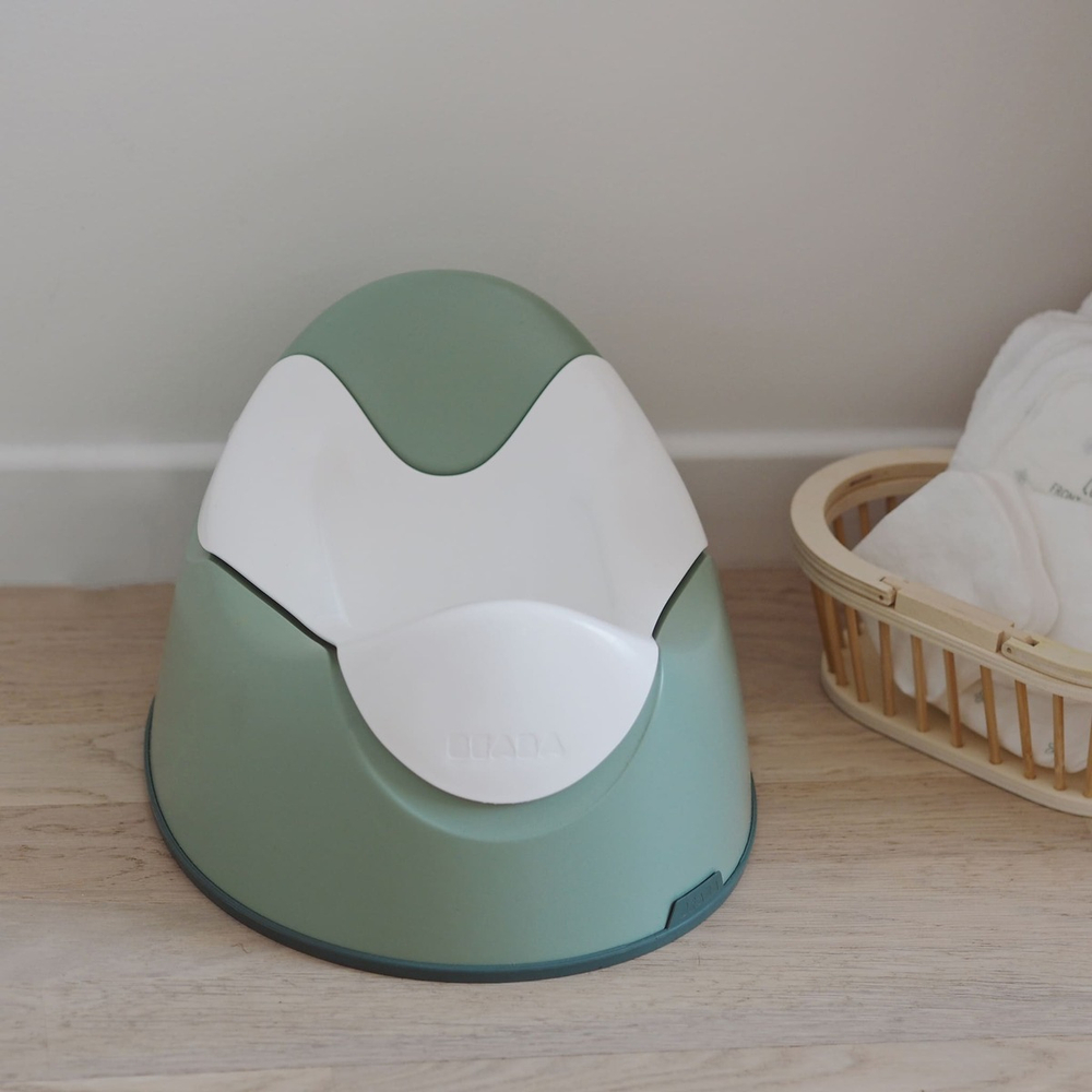 Уцененный товар: детский анатомический горшок BEABA Cameleo зеленый