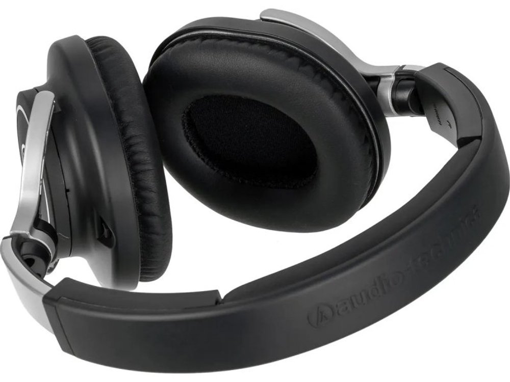 Наушники Audio-Technica ATH-M70X черный