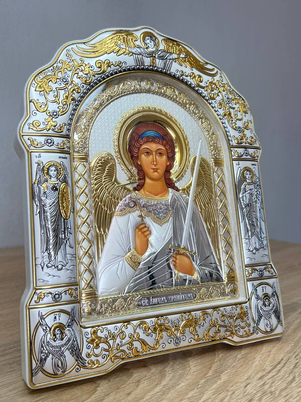 Ангел Хранитель, икона арочная с рамкой под стеклом, белое дерево 266х335