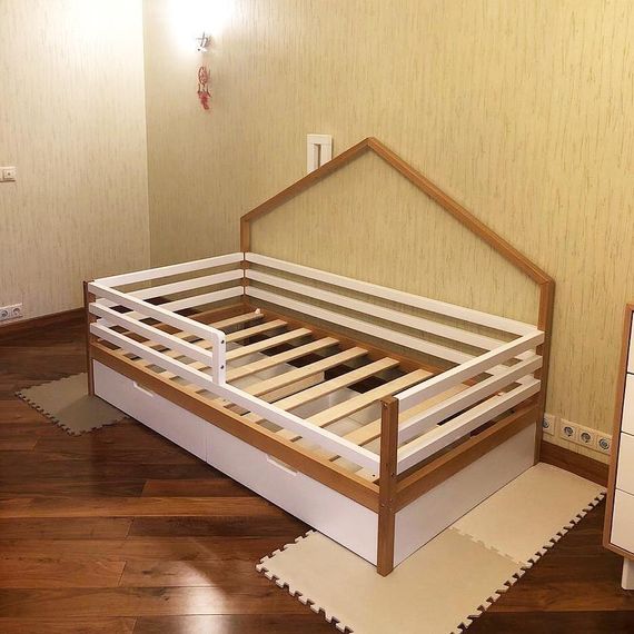 Детская кроватка Пенни (Penny) из массива бука