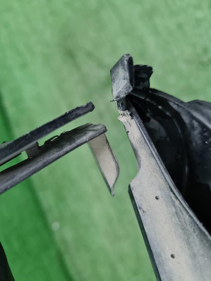 Решетка переднего бампера Porsche Macan (14-18)