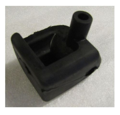 Амортизатор бака для воды правый WP90/Water tank rubber block-2