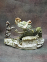 Статуэтка. Фарфор. Дрессировщик с собакой. Capodimonte. Италия