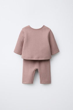 ZARA КОМПЛЕКТ ИЗ КУРТКА-ДЖЕМПЕР 2 В 1 И БРЮК, ЦВЕТ РОЗОВОГО МЕЛА