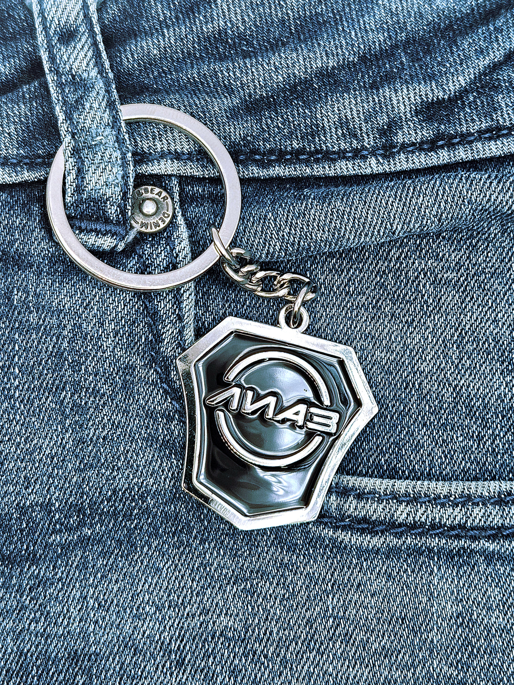 Брелок Ликинский автобусный завод (логотип ЛиАЗ чёрный)